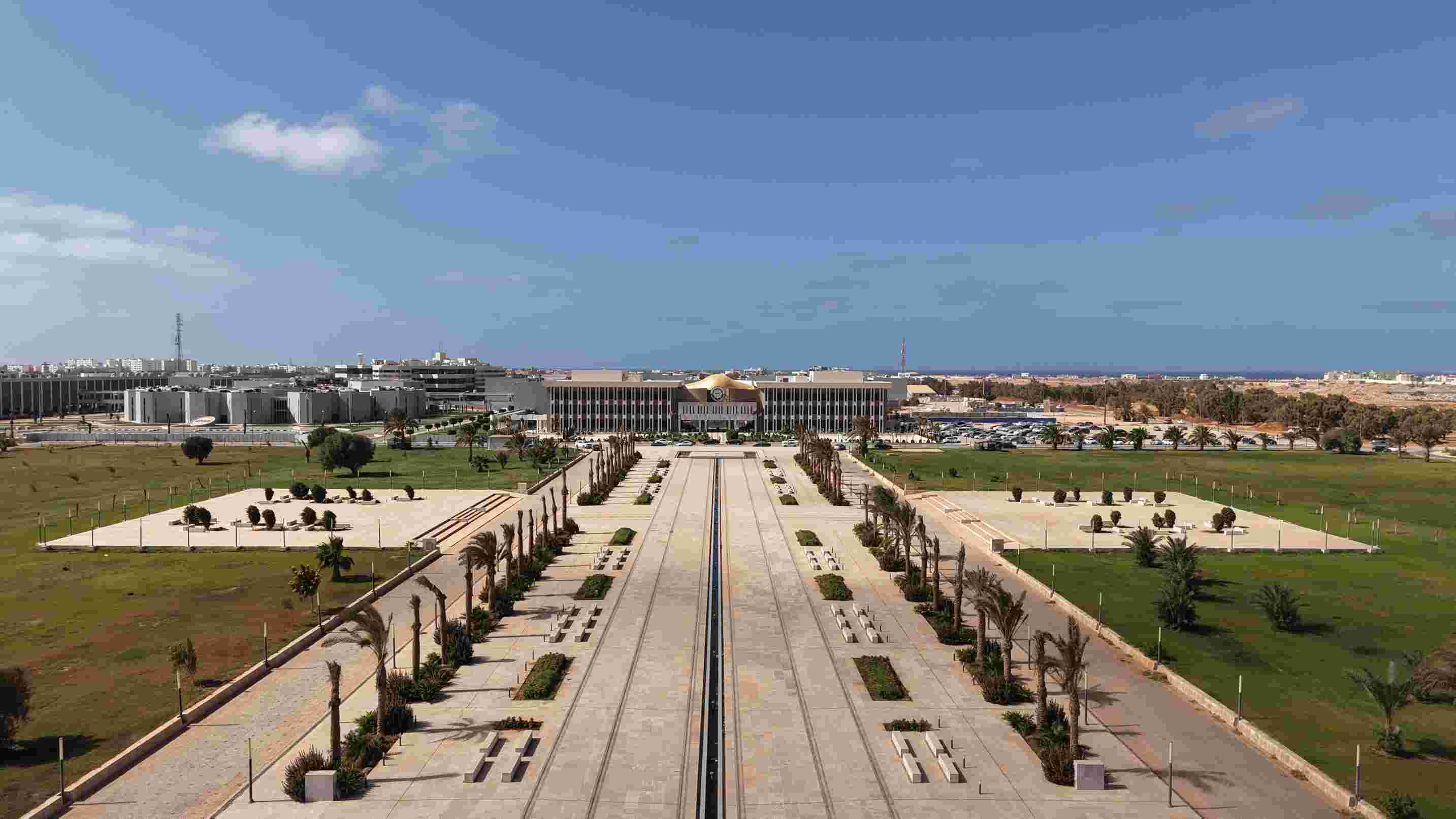 مبنى الإدارة